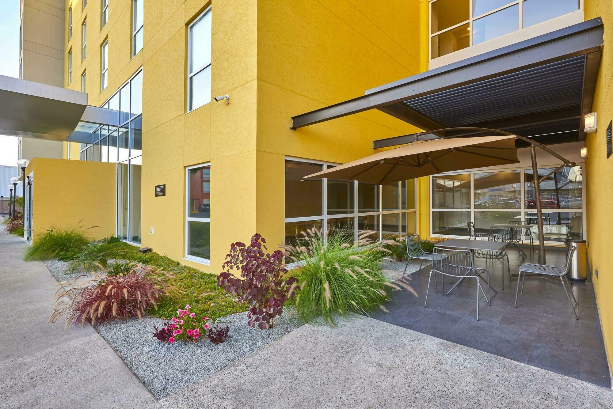 City Express Plus By Marriott Tijuana Exterior photo