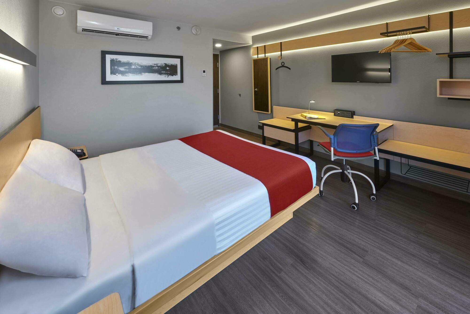City Express Plus By Marriott Tijuana Exterior photo