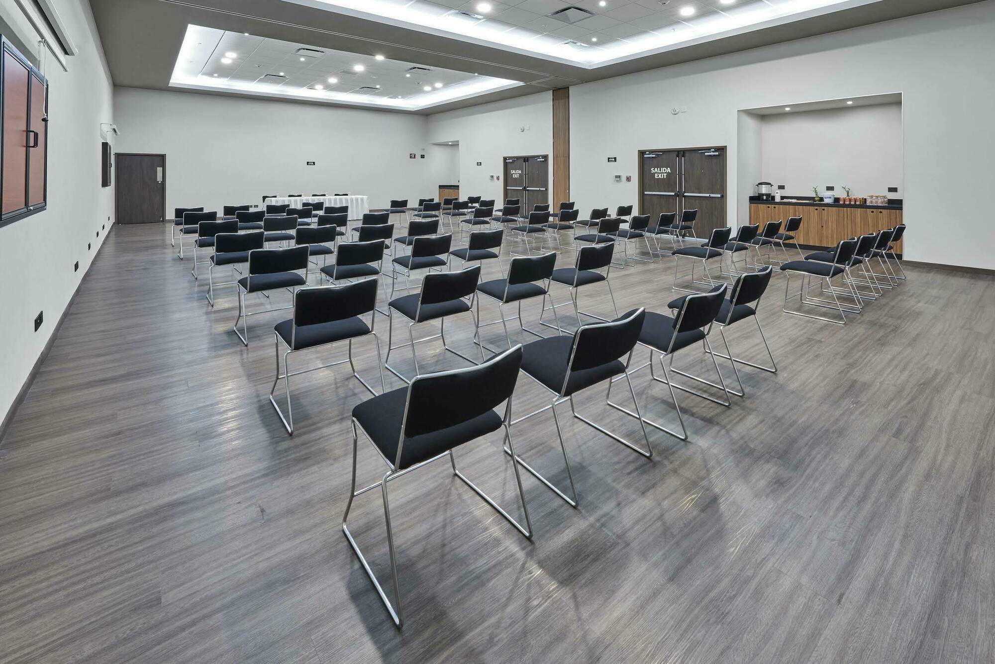 City Express Plus By Marriott Tijuana Exterior photo